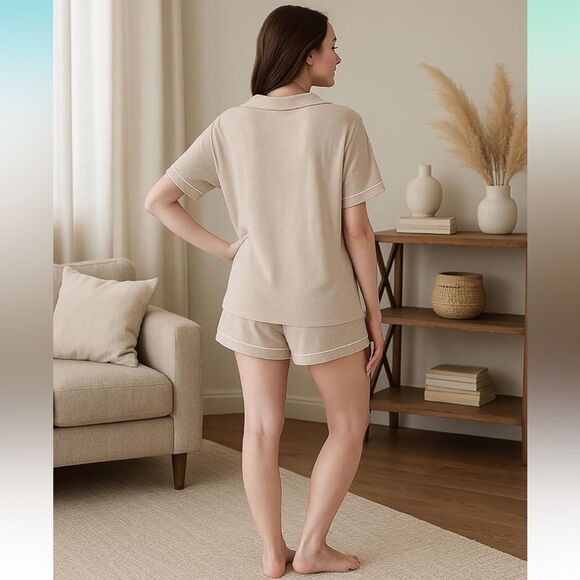 BORN XL Soft Oatmeal White Short Sleeve Button Down Notched Collar Shorts PJ Set - Picture 2 of 8